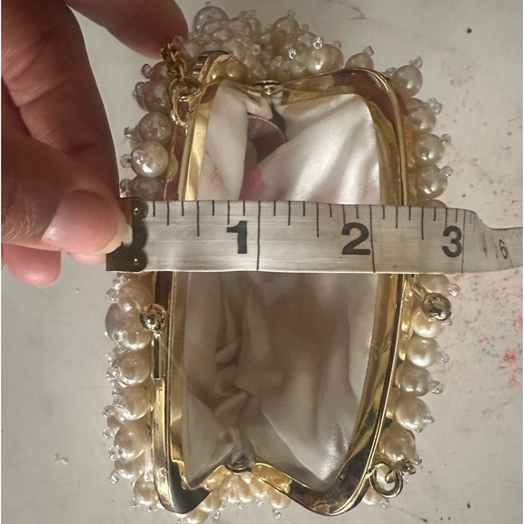 Pearl beaded evening bag/clutch - Picture 4 of 6